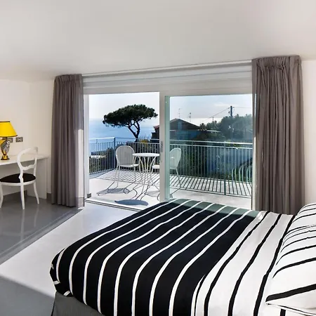 Maison d'hôtes Casacolarusso Massa Lubrense