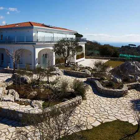 Casacolarusso בית הארחה מסה לוברנסה