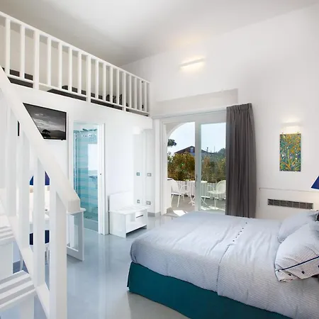 Casacolarusso Guest house