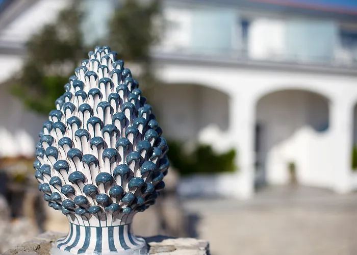 Casacolarusso マッサ・ルブレンセ