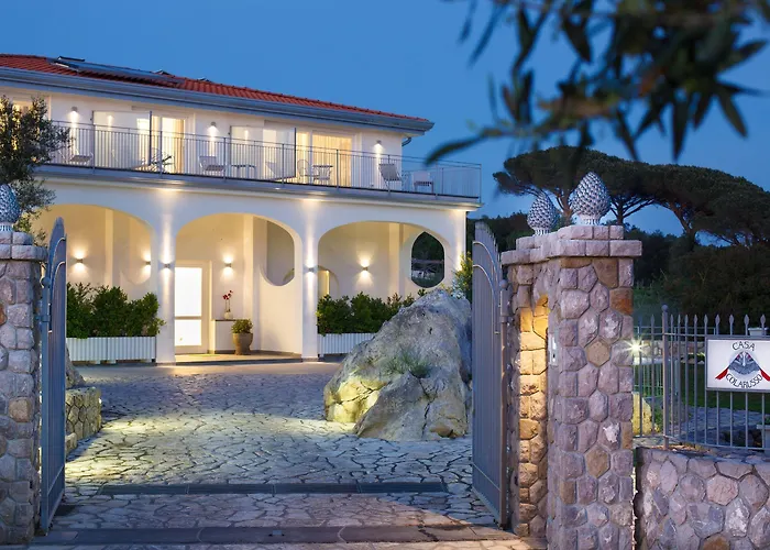 Casacolarusso マッサ・ルブレンセ