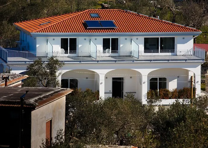 Casacolarusso 2* マッサ・ルブレンセ