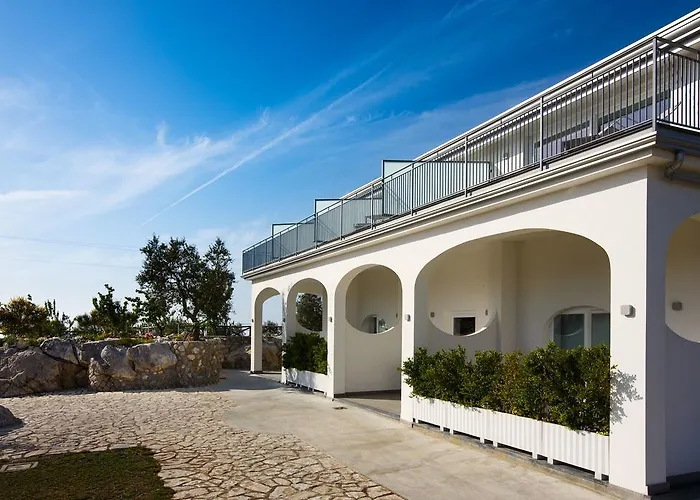 Casacolarusso ゲストハウス マッサ・ルブレンセ