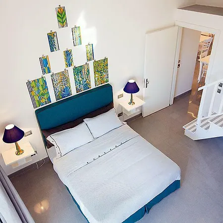 Casacolarusso 2*