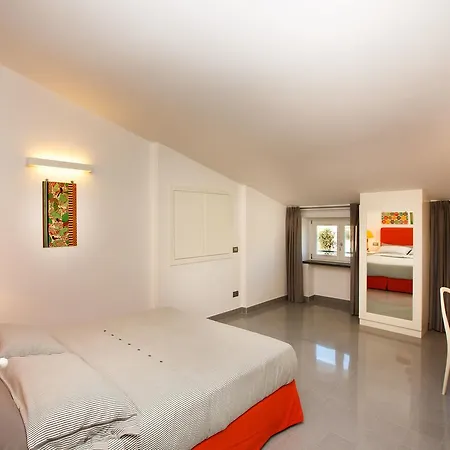 게스트하우스 Casacolarusso 마사루브렌세