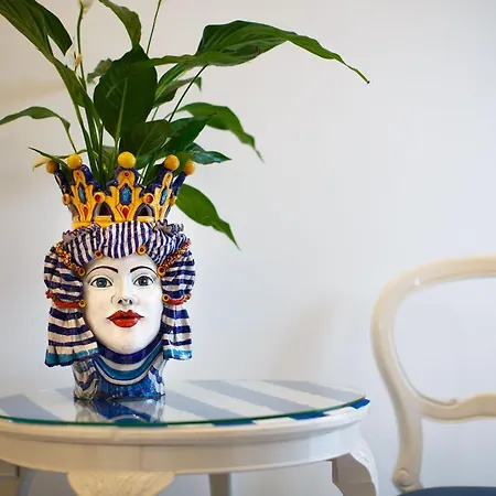 게스트하우스 Casacolarusso 2*