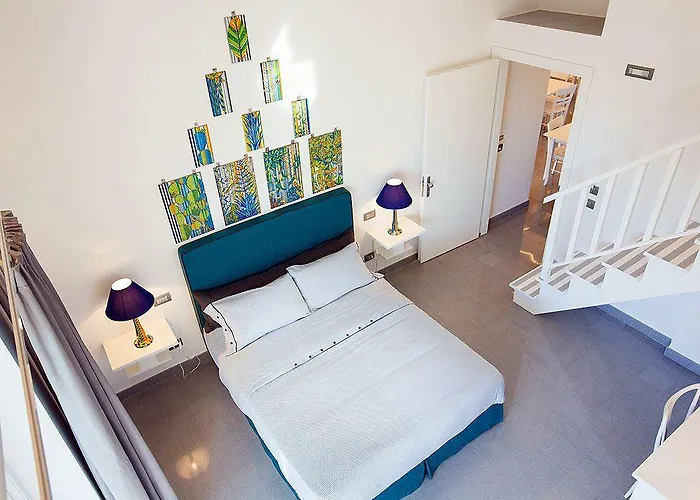 Casacolarusso 2*
